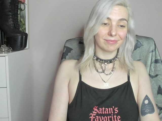velvetanne live cam on BongaCams