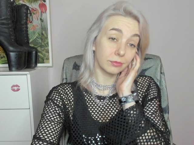 velvetanne live cam on BongaCams