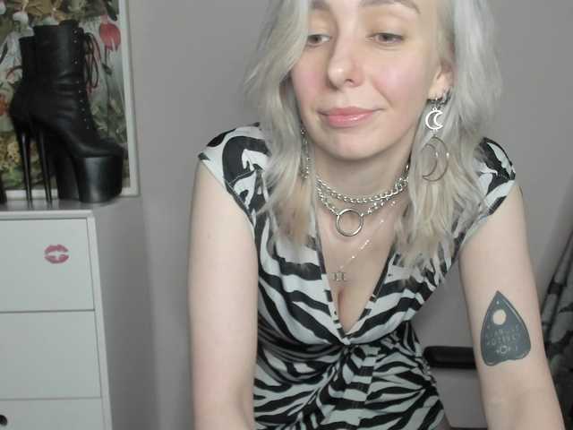 velvetanne live cam on BongaCams