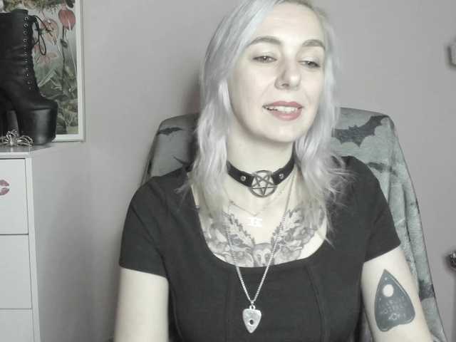 velvetanne live cam on BongaCams