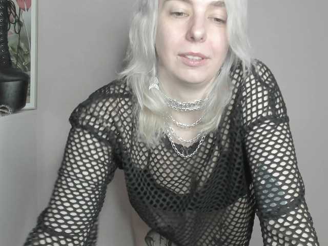 velvetanne live cam on BongaCams