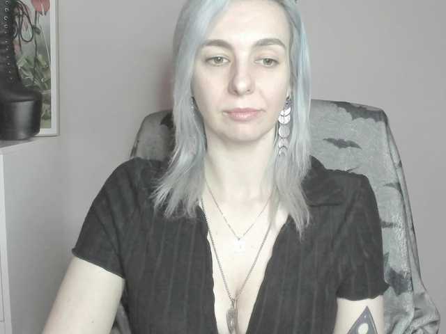 velvetanne live cam on BongaCams