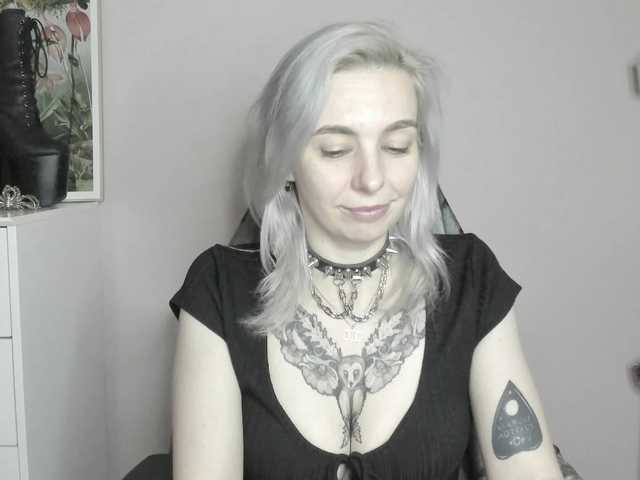 velvetanne live cam on BongaCams
