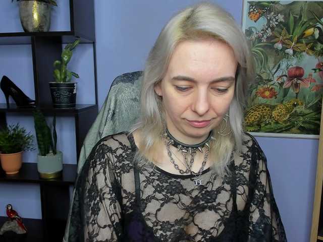 velvetanne live cam on BongaCams