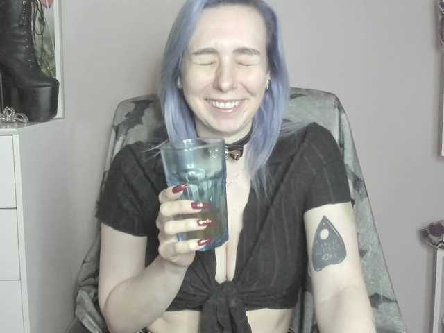 velvetanne live cam on BongaCams