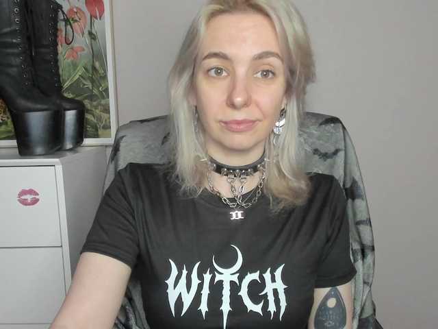 velvetanne live cam on BongaCams