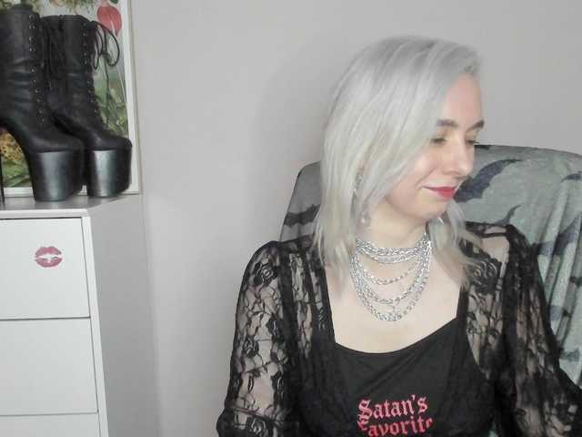 velvetanne live cam on BongaCams