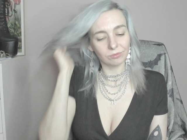 velvetanne live cam on BongaCams