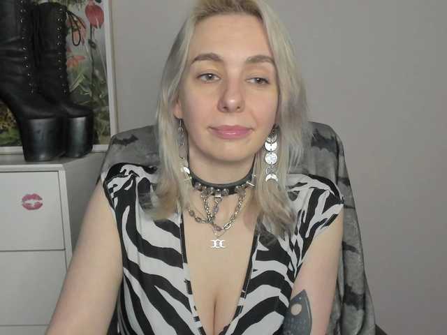 velvetanne live cam on BongaCams