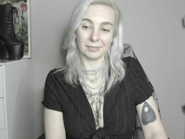 velvetanne live cam on BongaCams