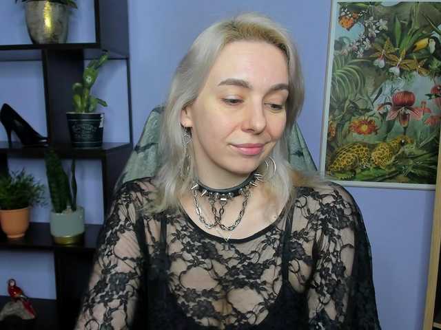 velvetanne live cam on BongaCams