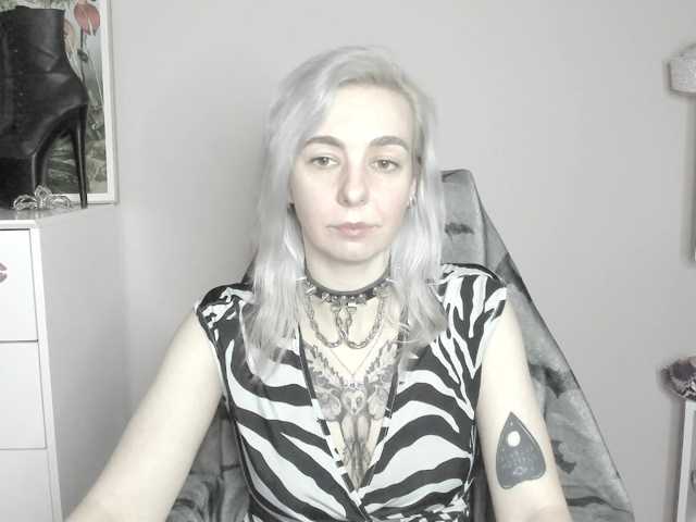 velvetanne live cam on BongaCams