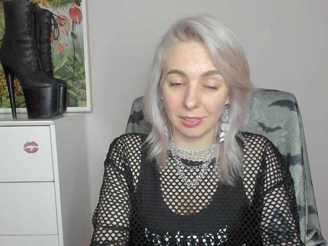 velvetanne live cam on BongaCams