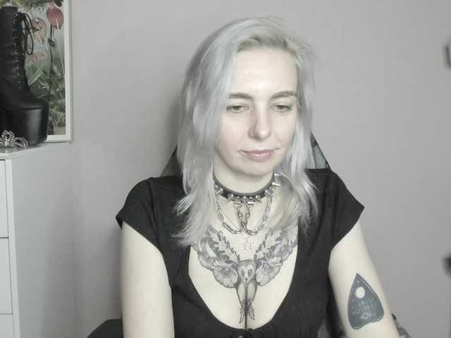 velvetanne live cam on BongaCams