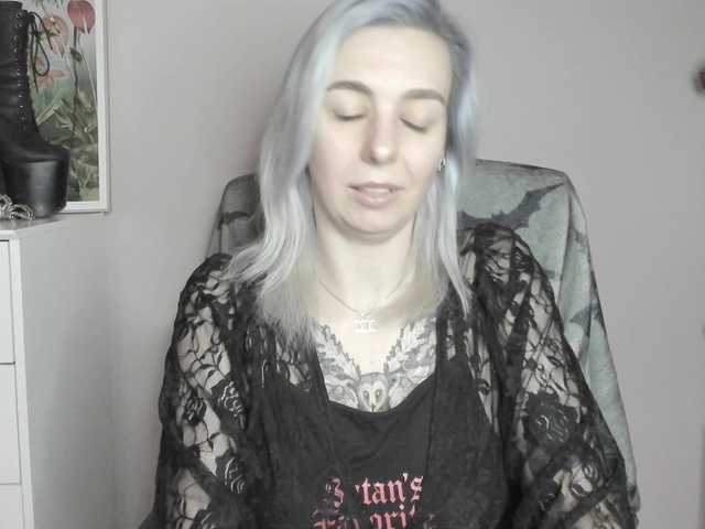 velvetanne live cam on BongaCams