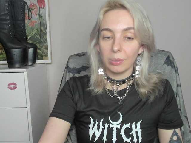 velvetanne live cam on BongaCams