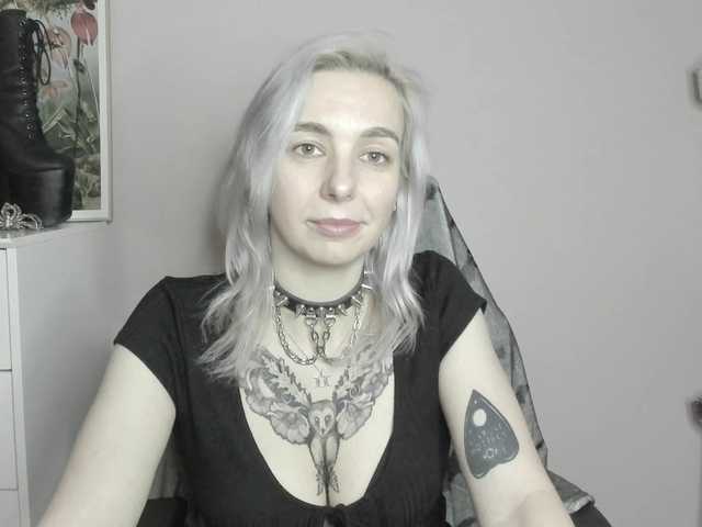 velvetanne live cam on BongaCams