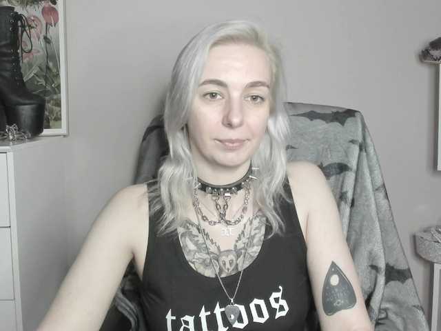 velvetanne live cam on BongaCams