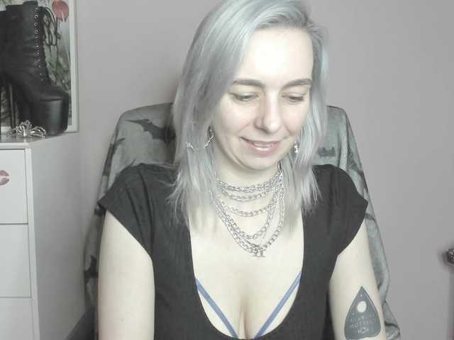 velvetanne live cam on BongaCams