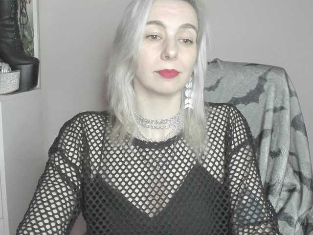 velvetanne live cam on BongaCams