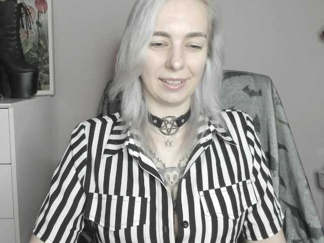 velvetanne live cam on BongaCams