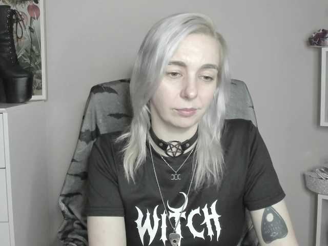 velvetanne live cam on BongaCams