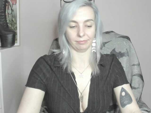 velvetanne live cam on BongaCams
