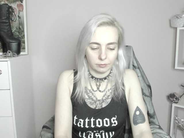 velvetanne live cam on BongaCams
