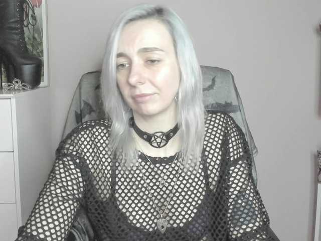 velvetanne live cam on BongaCams