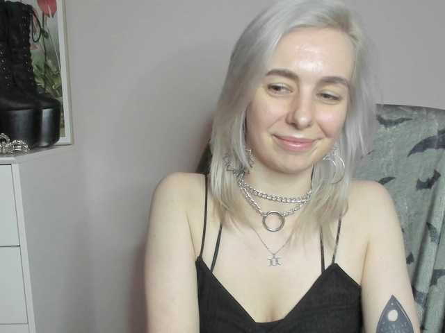 velvetanne live cam on BongaCams