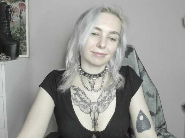 velvetanne live cam on BongaCams