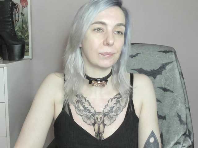 velvetanne live cam on BongaCams