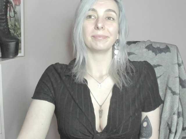 velvetanne live cam on BongaCams