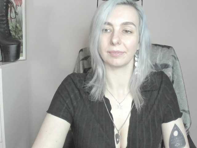 velvetanne live cam on BongaCams