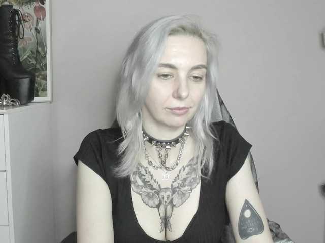 velvetanne live cam on BongaCams