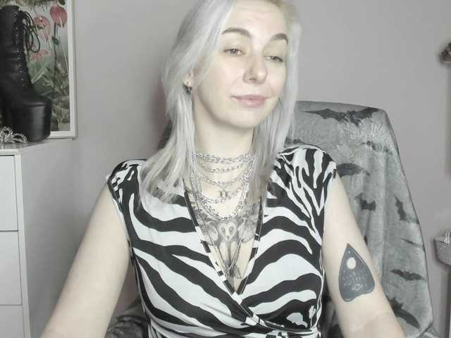 velvetanne live cam on BongaCams