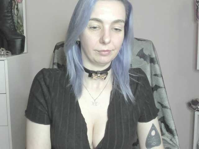 velvetanne live cam on BongaCams