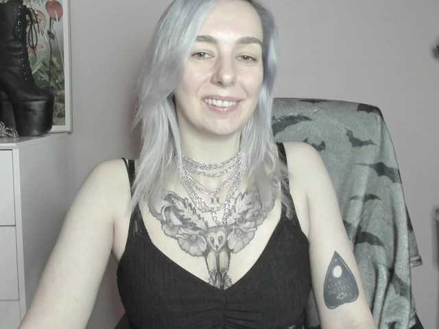 velvetanne live cam on BongaCams
