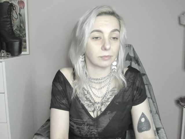 velvetanne live cam on BongaCams