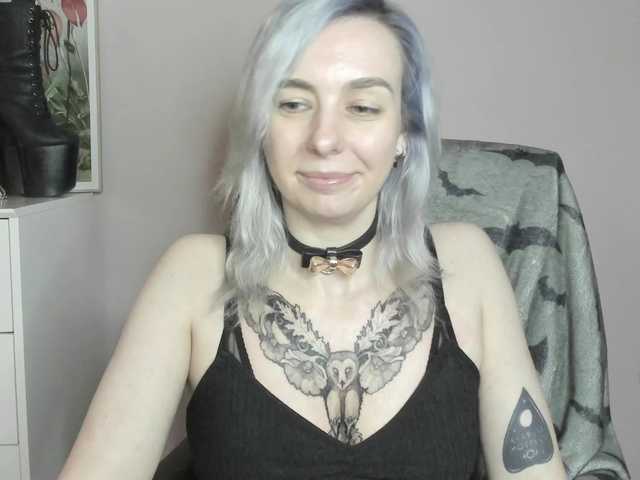 velvetanne live cam on BongaCams