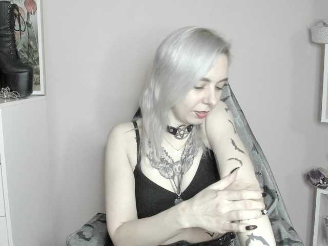 velvetanne live cam on BongaCams