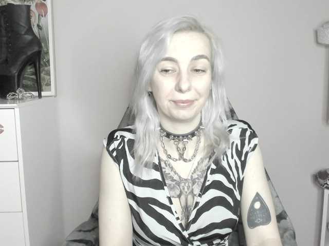 velvetanne live cam on BongaCams