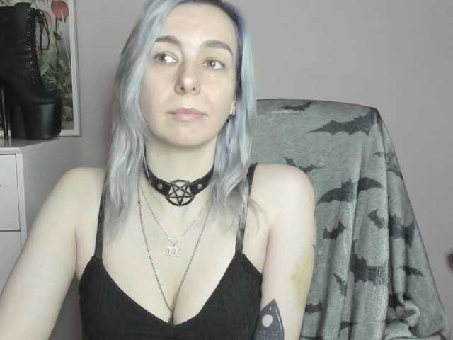 velvetanne live cam on BongaCams