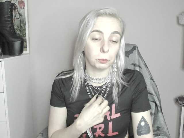 velvetanne live cam on BongaCams