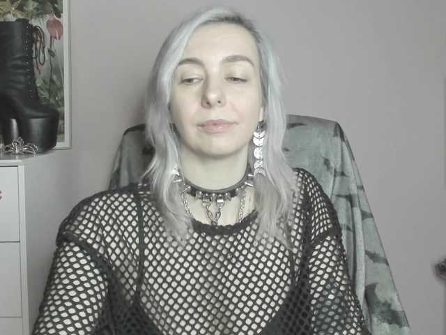 velvetanne live cam on BongaCams
