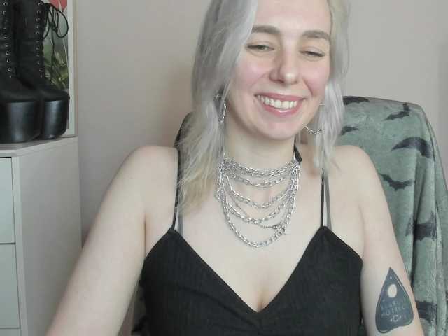 velvetanne live cam on BongaCams