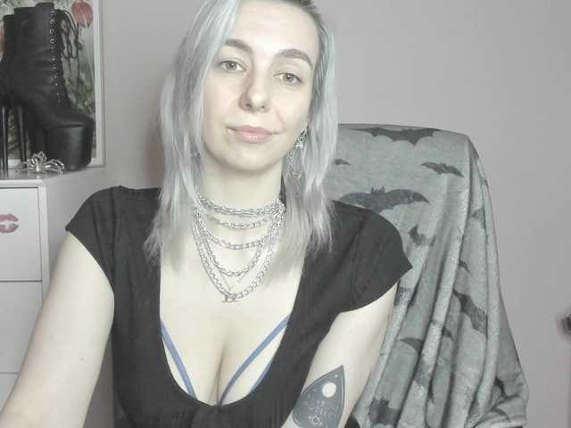 velvetanne live cam on BongaCams