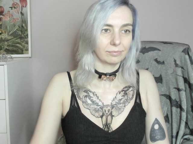 velvetanne live cam on BongaCams