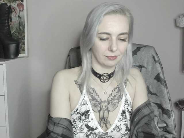 velvetanne live cam on BongaCams