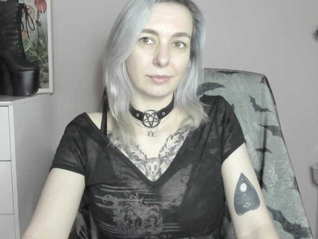 velvetanne live cam on BongaCams